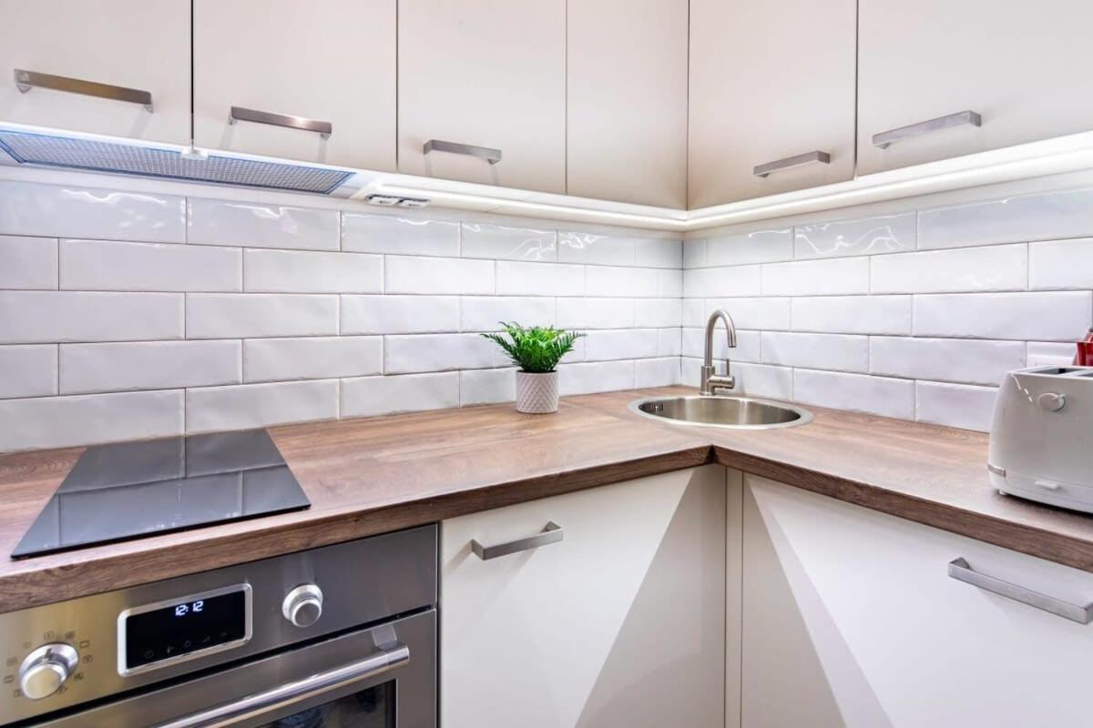 Unique Design - New - Apartment