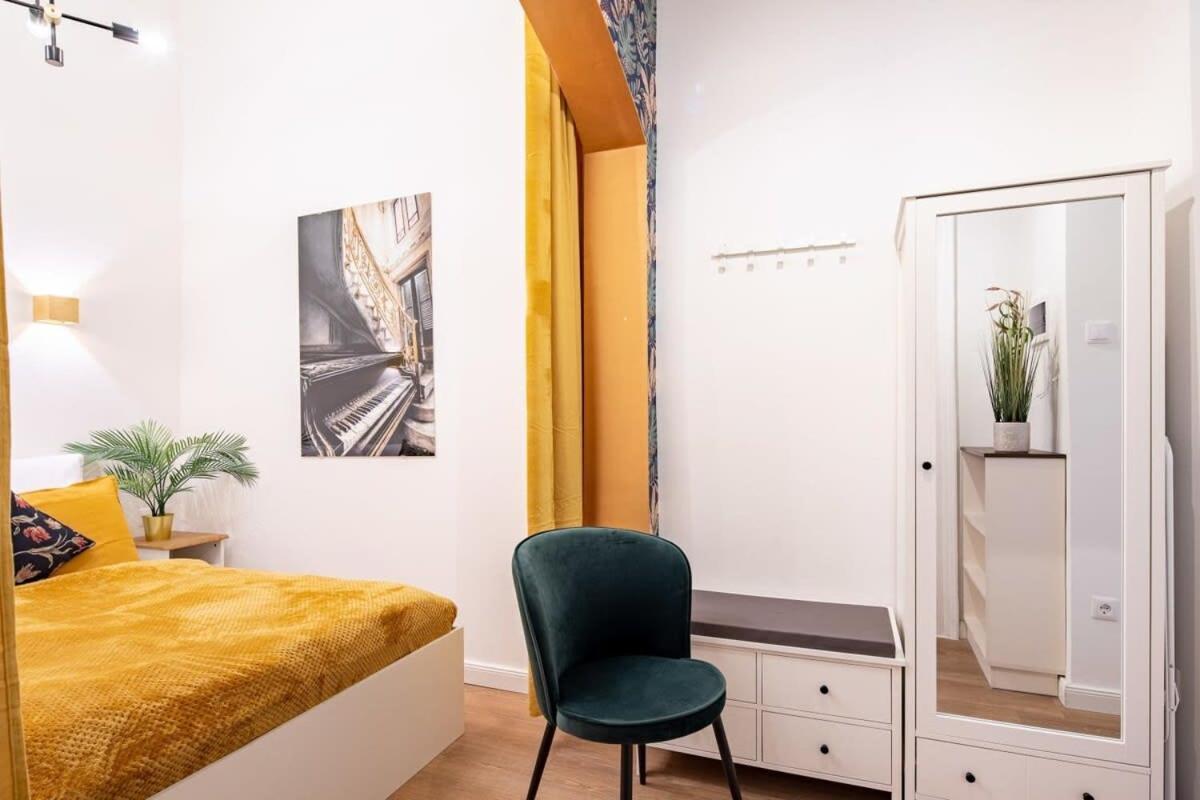 Unique Design - New - Apartment