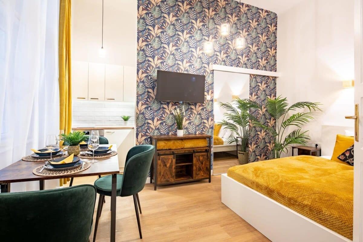 Apartment Unique Design - New -